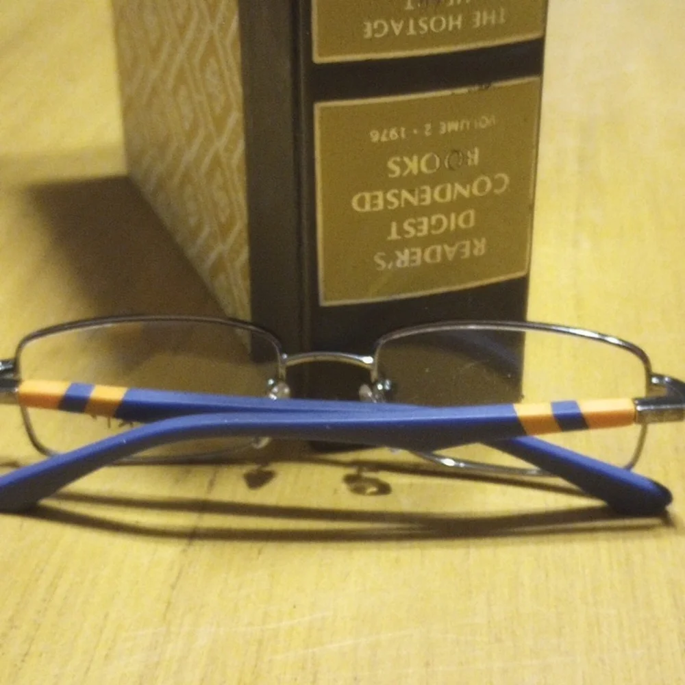 Kids blue and orange sporty Ray-Ban frames never worn demo models